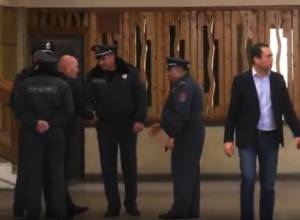 Сотрудники 6-го управления осуществляют операцию на автовокзале Киликия