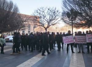 Ավելի քան 1300 քաղաքացի կդառնա գործազուրկ.գրավատների ու փոխանակման կետերի աշխատակիցների նամակը