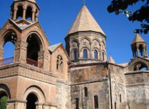 Նոր նշանակումներ Էջմիածնում
