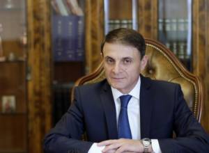 Валерий Осипян установил размер и порядок награждения полицейских