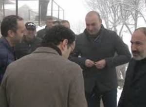 Նիկոլ Փաշինյանը Ենոքավանում ոչ ֆորմալ հանդիպում է ունեցել Մամուկա Բախտաձեի հետ