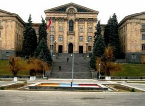 Пояснения ООО «Клинерс» относительно протеста уборщиц НС