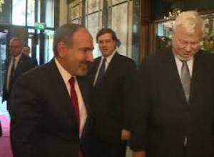 Pashinyan-Aliyev meeting starts