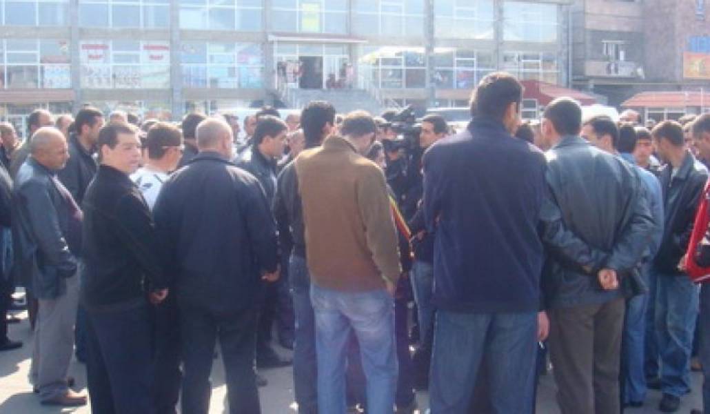 24d153a7f41b5c705ffbefe4cc8ce6dc