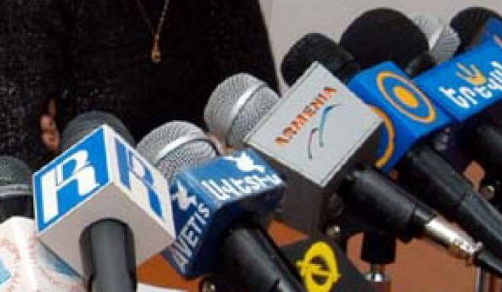 42203e95c6dcd51c959cb8dbb37e0743