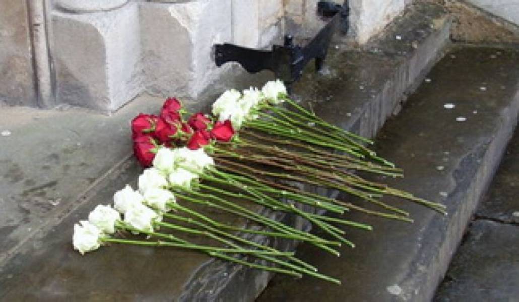 80a7d1c690b80a242ee07035ed99056d