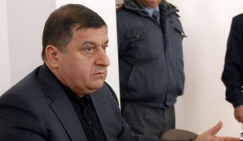 7c8110ca7b653a30d3eb46a526225edb