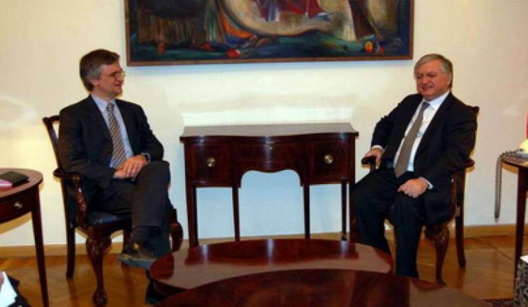 43f0290261e8873769eeada4f3bc24e3