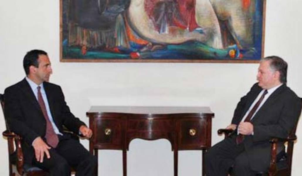 f78db696080f8170276ae9cb38512817