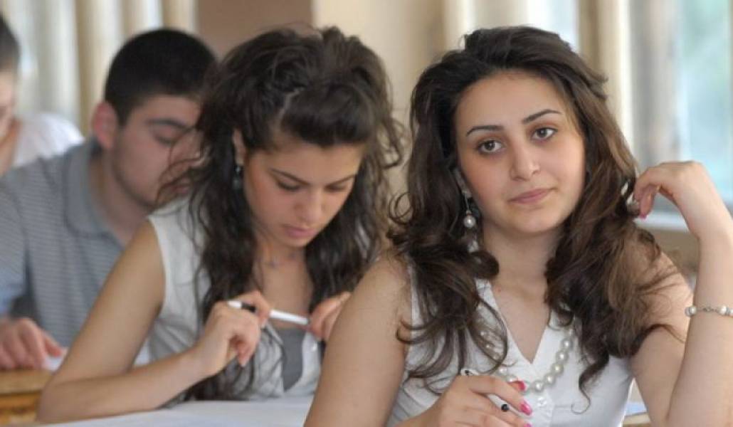 81b7652d38ff64d62573eddfe8dbf775