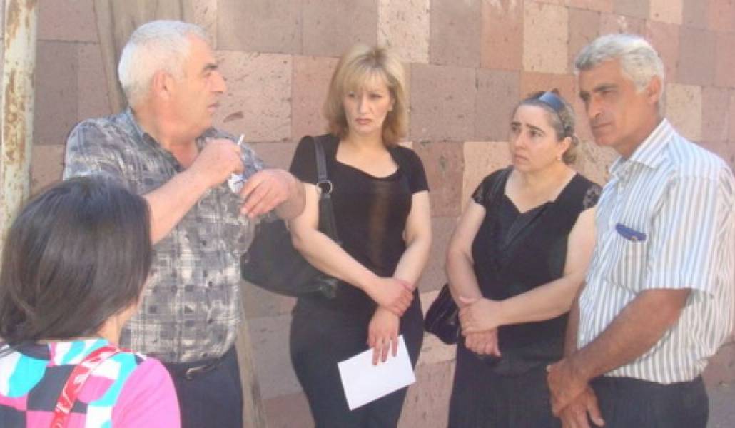 81935941571f7044666225e558ca4f7e