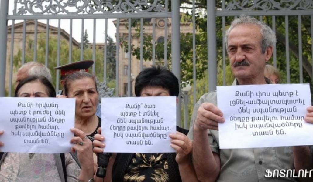 e20dfc6934d0db6fe8cd239d5ec2ccf0