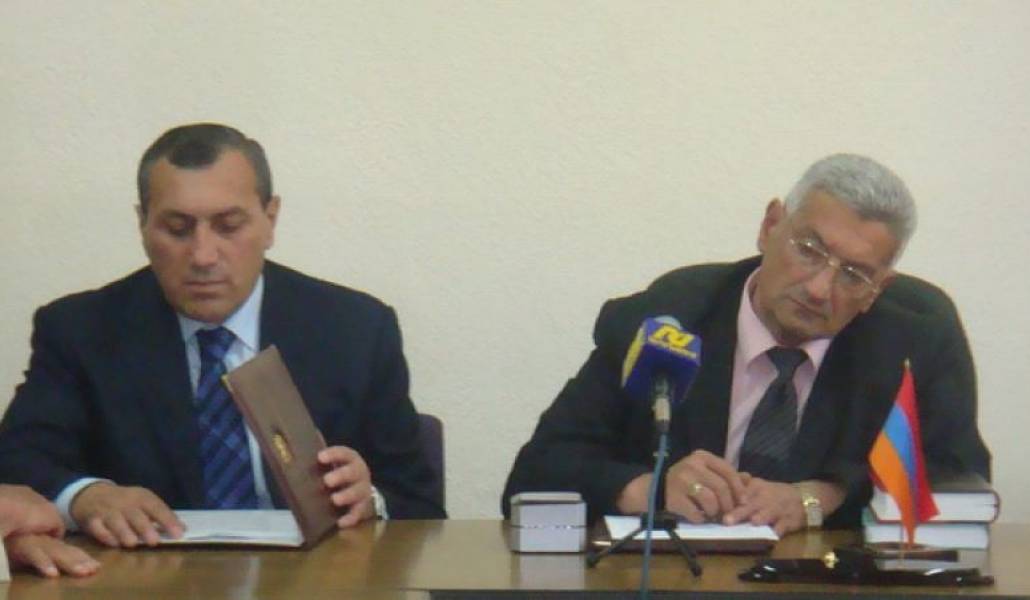 9fe3d615d05c3ed45c47b011daab3cb0