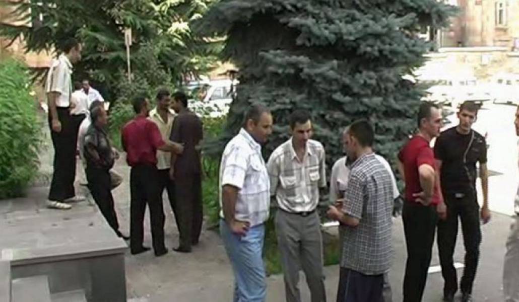 f773636385c1ff9bf198ea3e8cfa510d