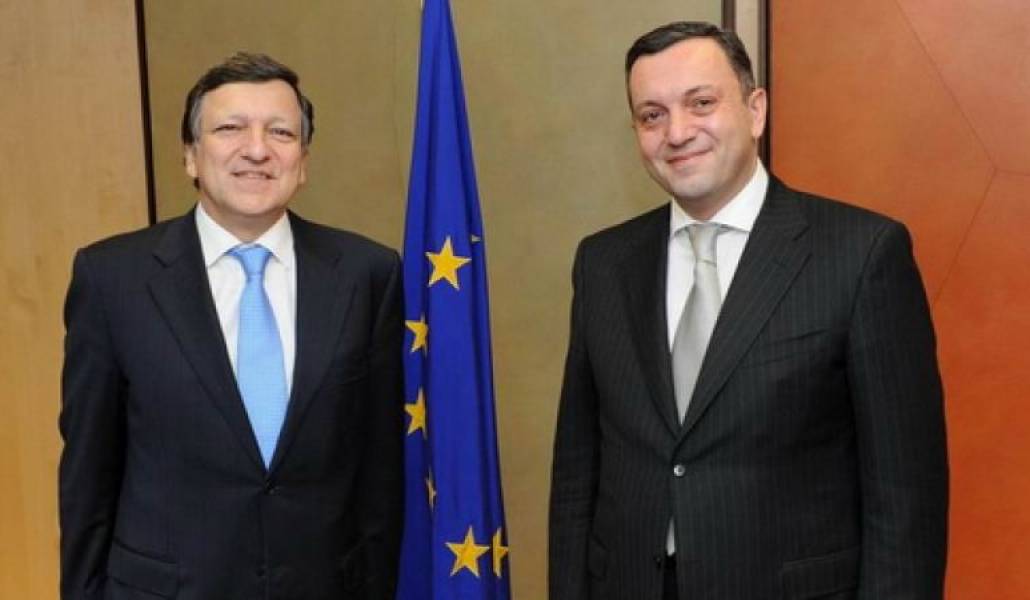 4e7c724e9a6447c4eb7dfa1a3bca6451