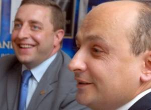Защитил Галуста Саакяна