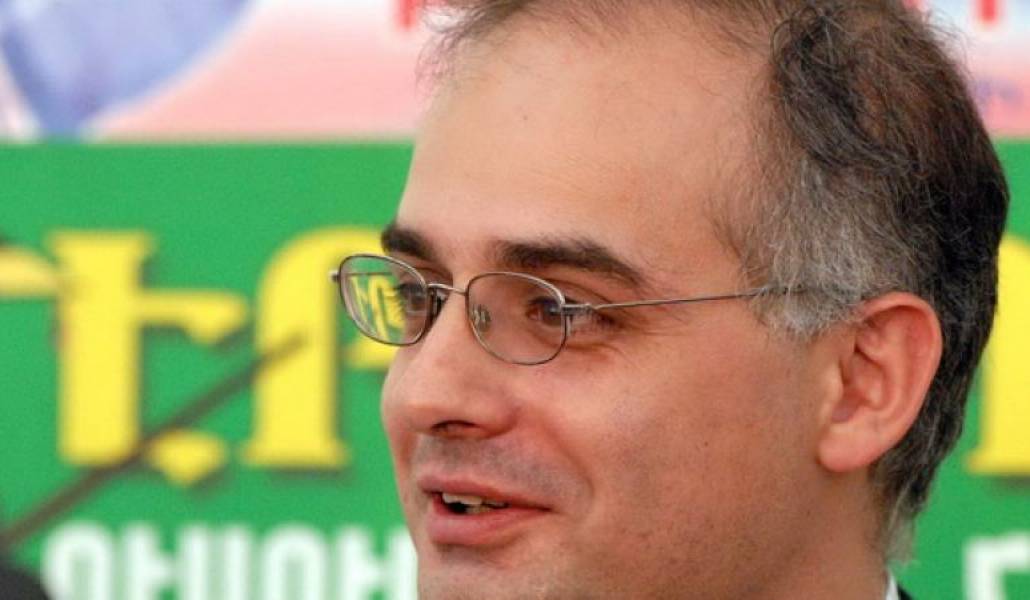 dd59d80664247b8e3a69865605e1c94b