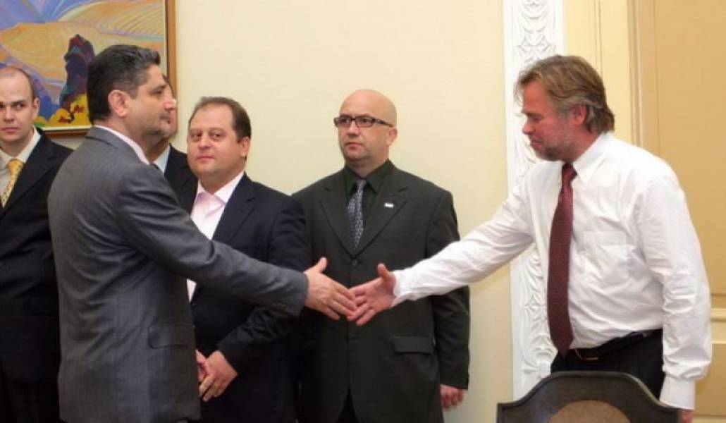 7082fae2e34bb574c5db2ee894c1cfa3