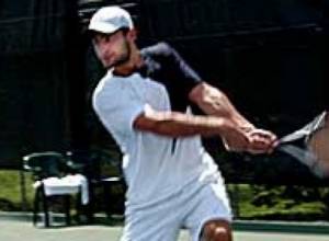 Тигран Мартиросян - в четвертьфинале