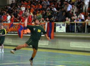 В два тура за несколько дней