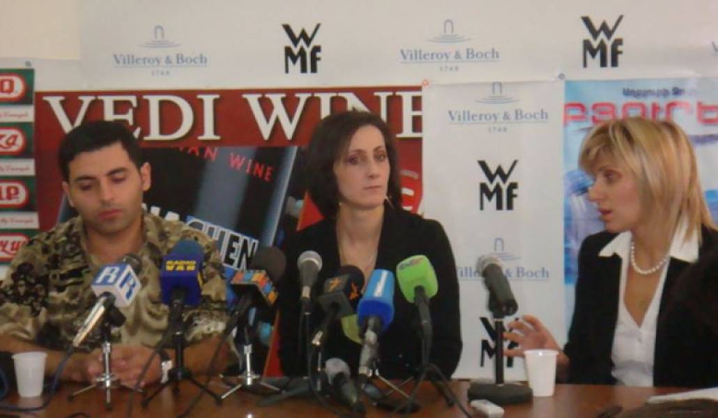 b6f00c3fcf03f3bc71dadb2f16882151