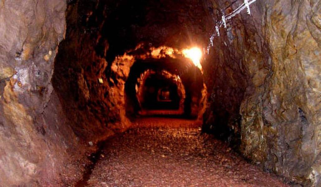 00474cacfbce26388536039853a7a831