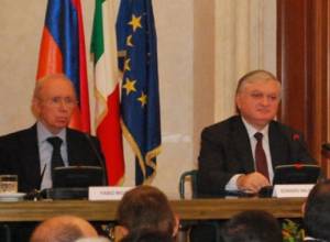 Министр ИД Италии принял приглашение