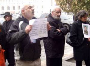 Главный свидетель не в городе