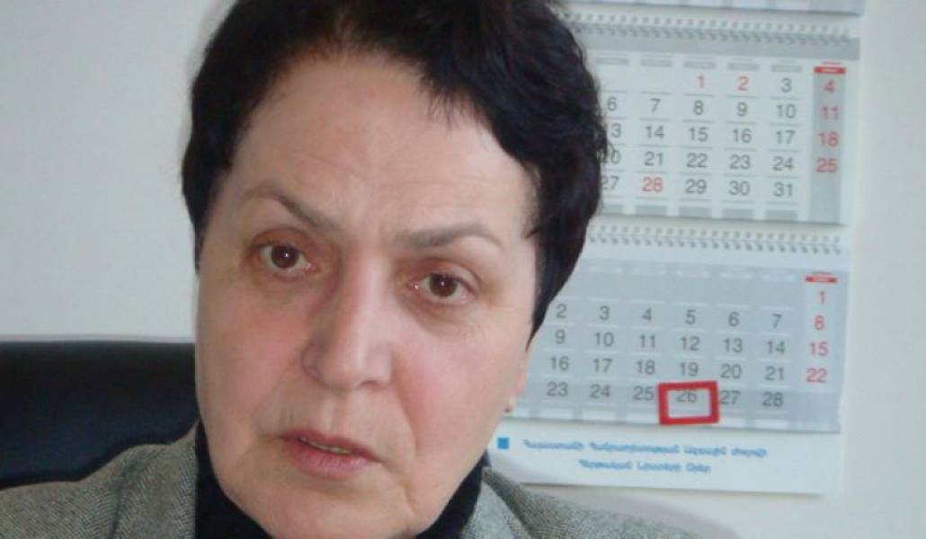 e8d31094000ce9793a3867ee84ab7f37