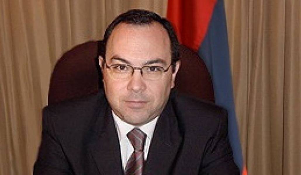 ef8a164d44135d046de7af8822f9c38f