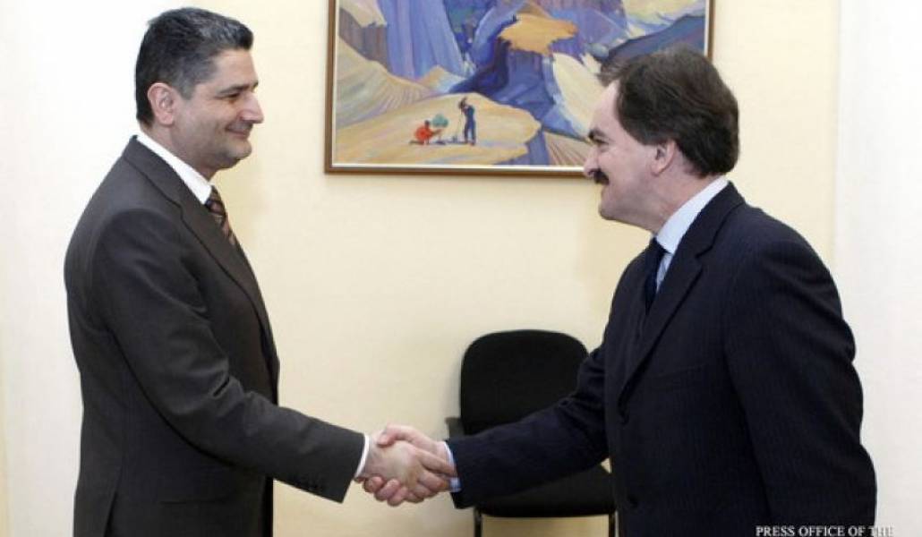 98af1e72fa9dca30090a153d22884446