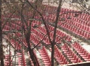 Для церкви место неподходящее?