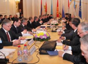 Встретились министры иностранных дел