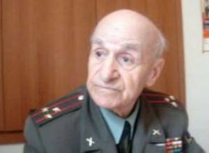 Армян приветствуют на Красной площади