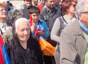 Лозунг шествия: «Давай газ, уходи»