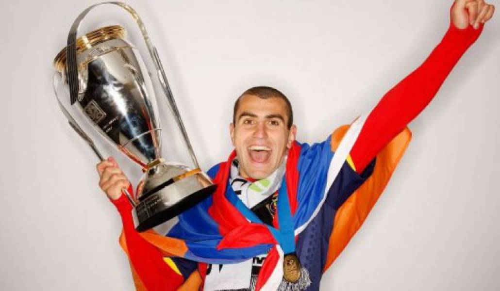 3b12589328a037949a185fb9e2d189ff