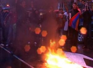 Сожгли турецкий флаг