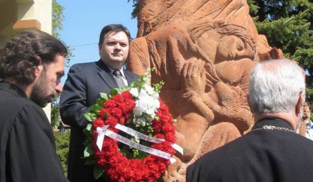 f8509ca70dc7bef3cbdc7389aaa3625b