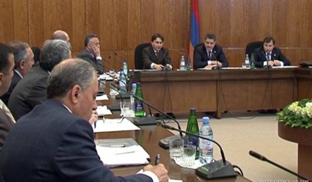 859f9371ed29f7b485cfc680bf1f9eec