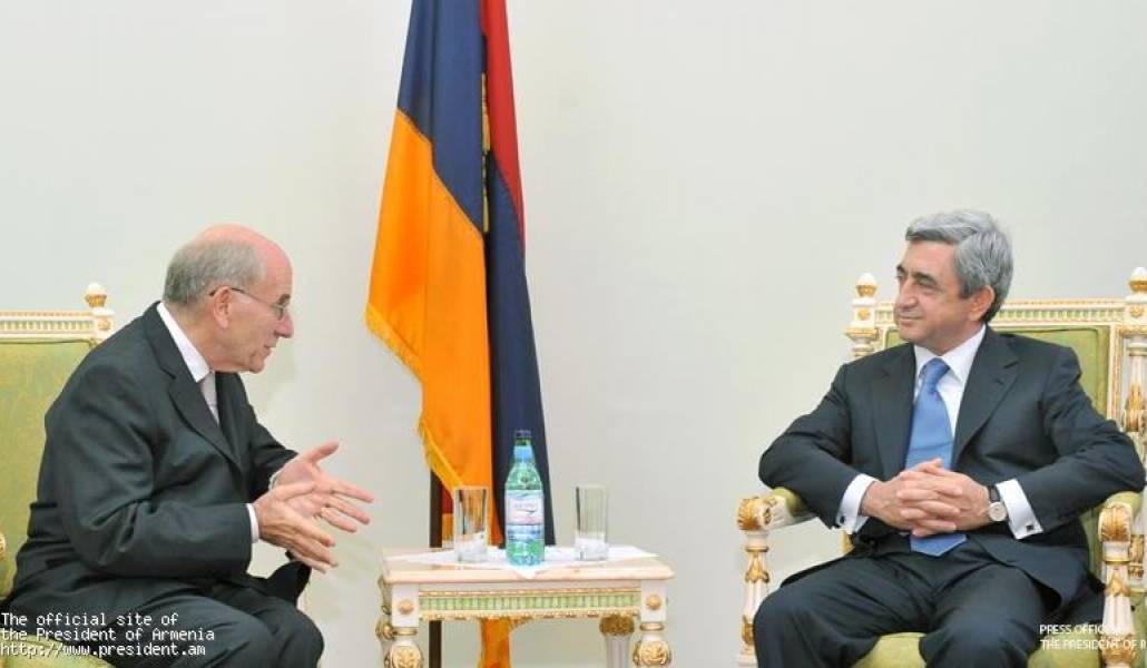 4420a886ad4a476f4649c19a988f207f