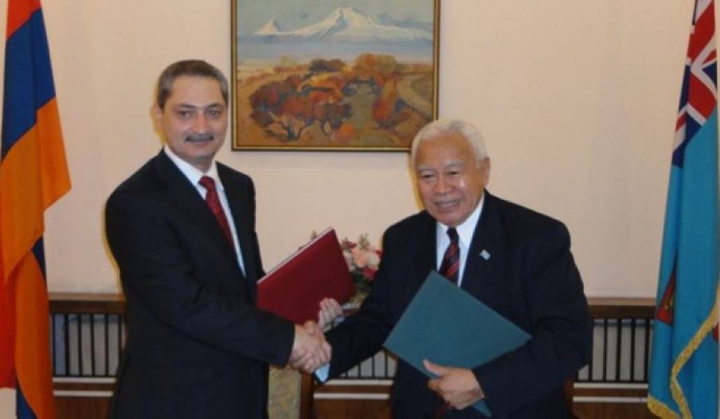 c87542e9a01ab893fa045c5202379bd0