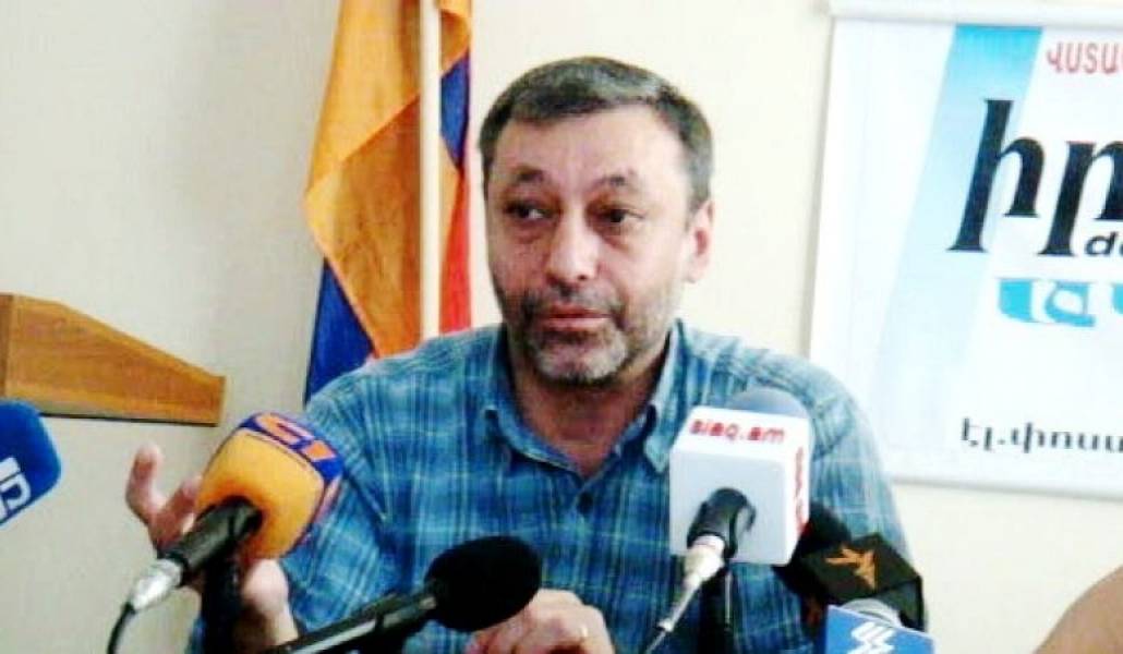 d1b4387587e6bf903b75e0e20a54c0ff