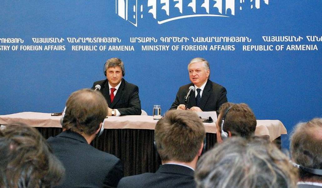 81e40bd7bfb1faccdfd3fbce9be3ae25