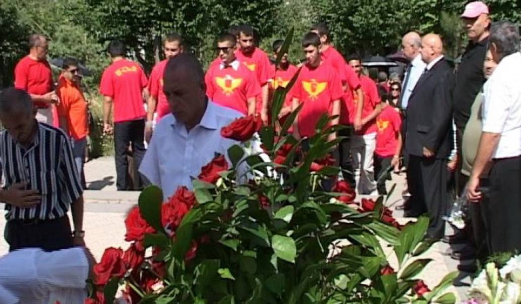 19b549285edc7f785baf777d054250a7