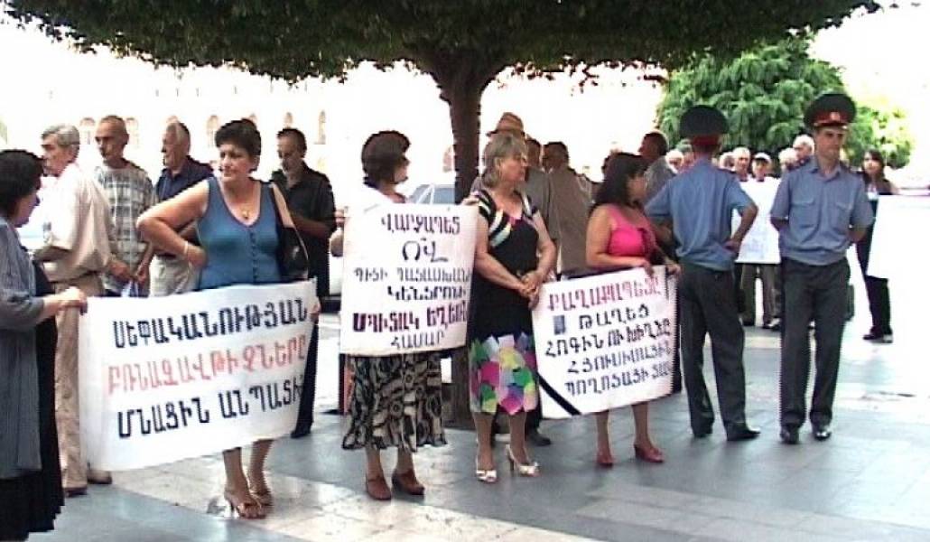 7bdd1ce40e239ef9c02e074dd82744ac