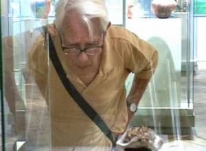 Самая древняя обувь - уже в экспозиции