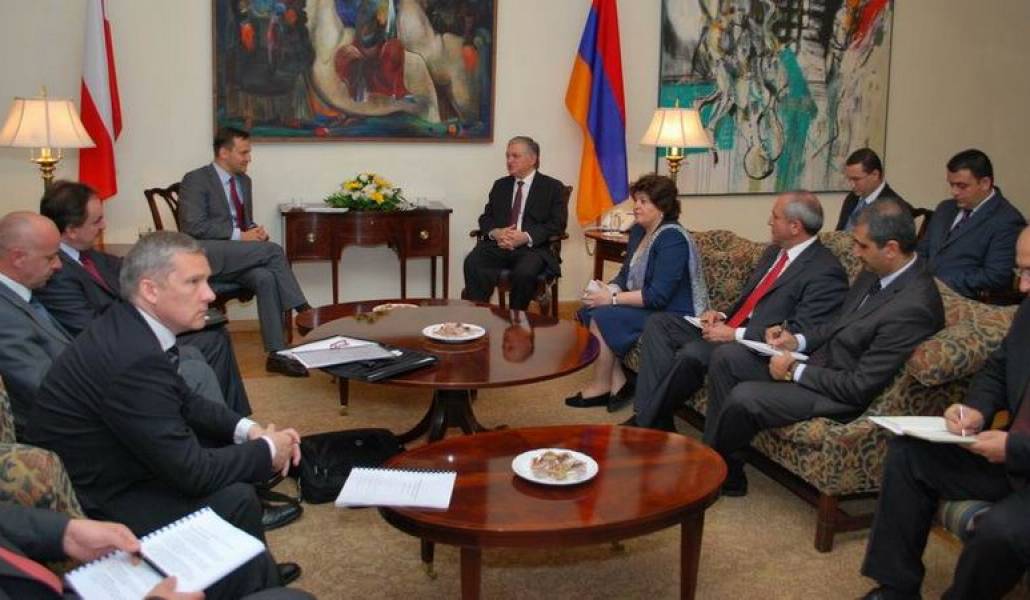 cf340af8cd553dd1e2ca9fda8111dd6c