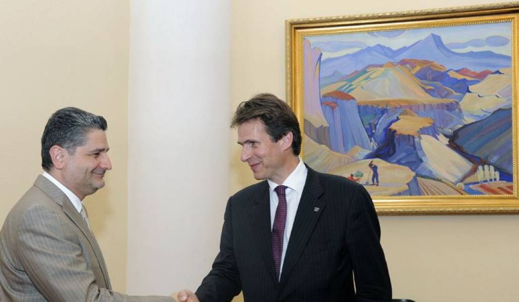 a7f07d69d176b210d17e4140d880bf1f