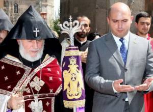 Католикос благословил учителей