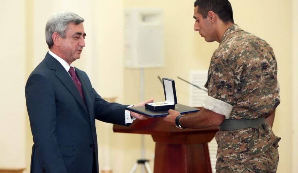 e9ae2baf21f90e1cf4a212974c85d00f